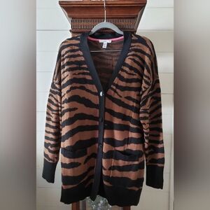 Isaac Mizrahi Cardigan, Size M, Tiger Pattern, Not Used